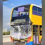 港深西部公路严重车祸：城巴与警车相撞，十人受伤