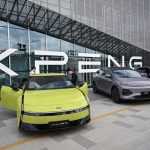 小鹏汽车人形机器人Iron首秀意外摔倒，引发热议