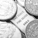 白银市场供需紧张，中国投资者纷纷囤积贵金属