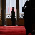 湖南官场巨变：易炼红落马，背后家族腐败案浮出水面