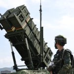 美以联手对伊朗施压，台湾面临中共军事挑战